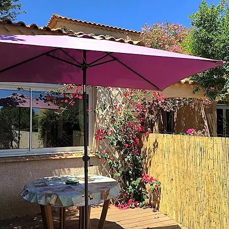 Charming With Swimming Pool 3* Frontignan